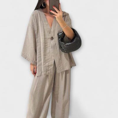 Jacqueline - Top i pantalons casuals amb escot en V