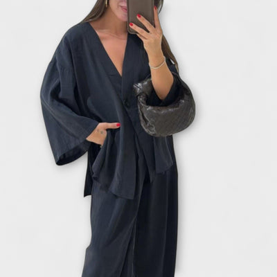 Jacqueline - Top i pantalons casuals amb escot en V