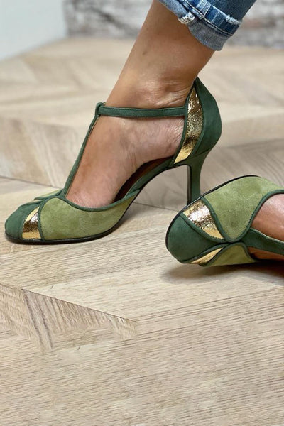 Taviana | Pumps de patchwork amb tirants en T i puntera tancada