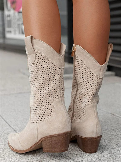 Ellie Botins Western
